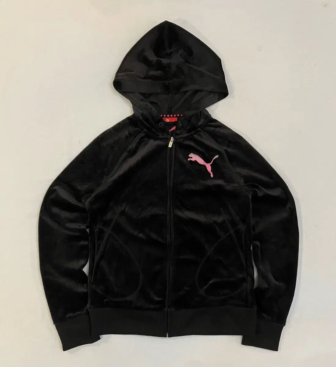 00s PUMA プーマ タイト フィット BLACKPINK ツアーベルベット ベロア y2k フード ジップアップ