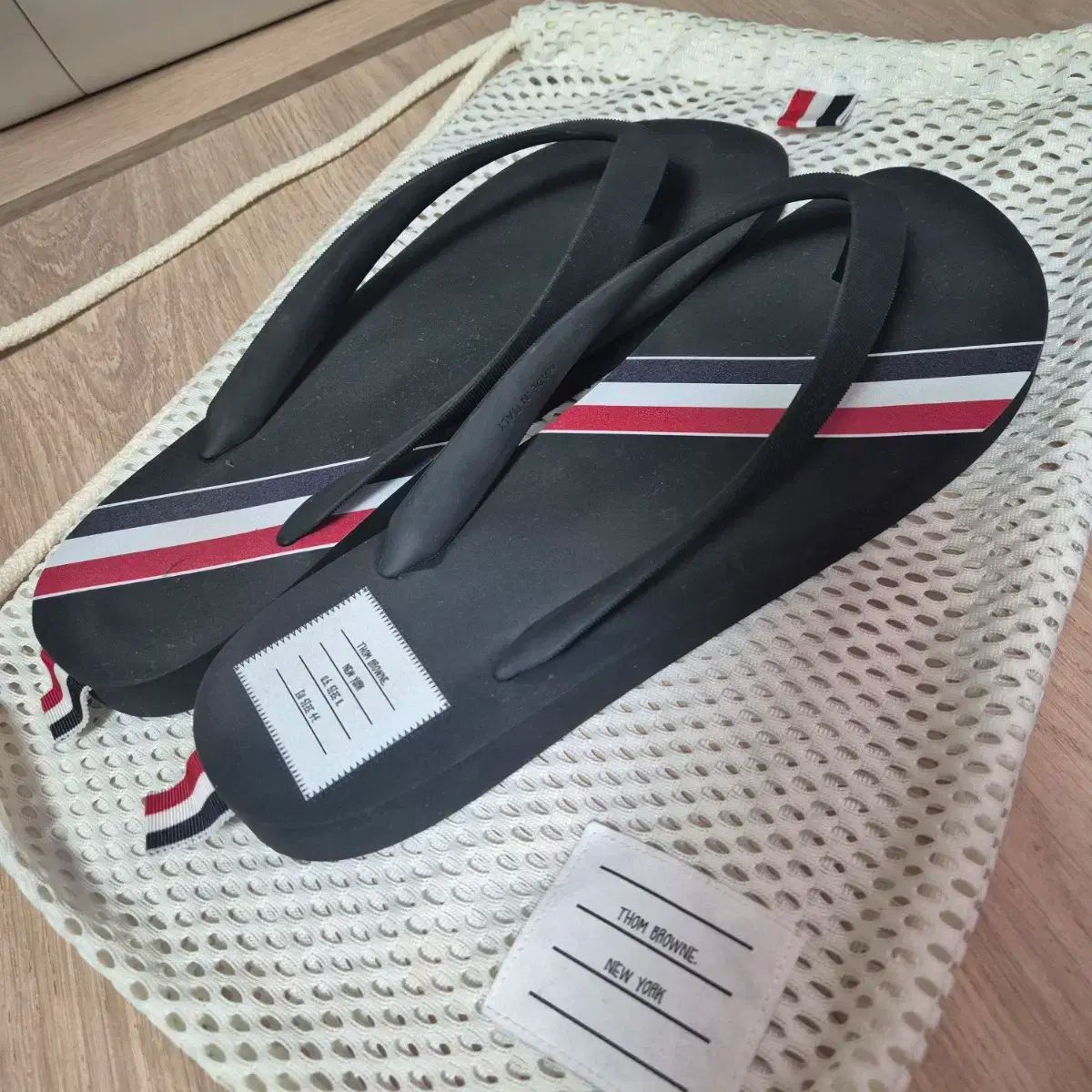 トム ブラウン フリップフロップ サンダル ビーチサンダル 44
