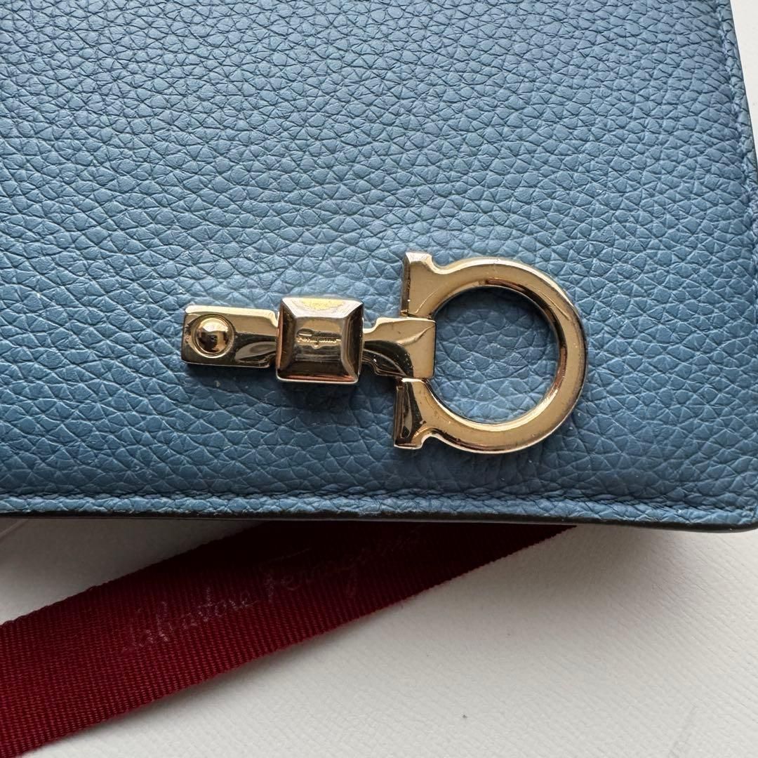 限定価格】Ferragamo サルバトーレフェラガモ 2つ折り財布