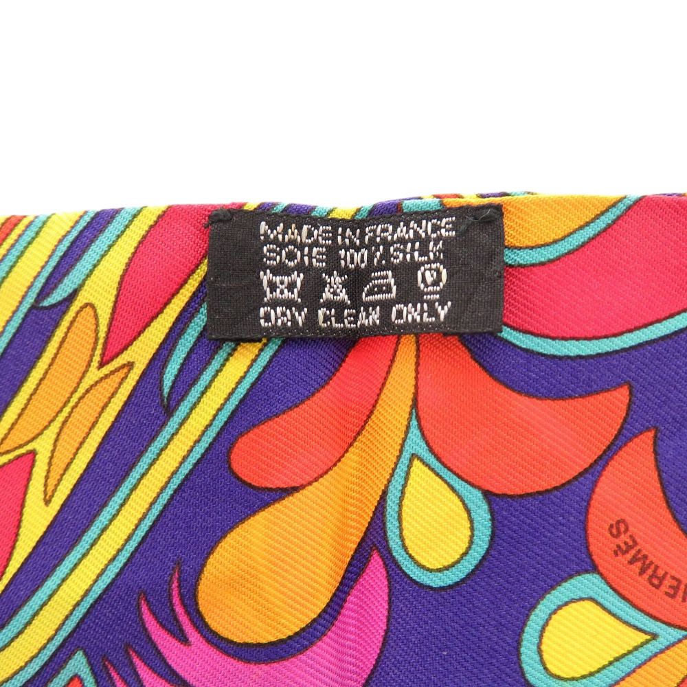 ネイビー ターコイズブルー