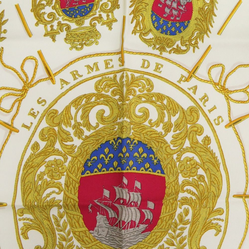 エルメス カレ45 プチカレ パリの紋章 LES ARMES DE PARIS シルク クリーム ゴールド レッド スカーフ 0155 HERMES