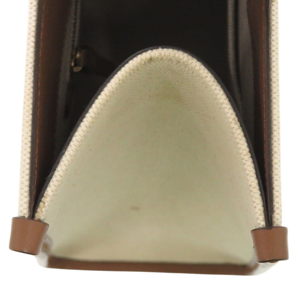 ナチュラル ブラウン