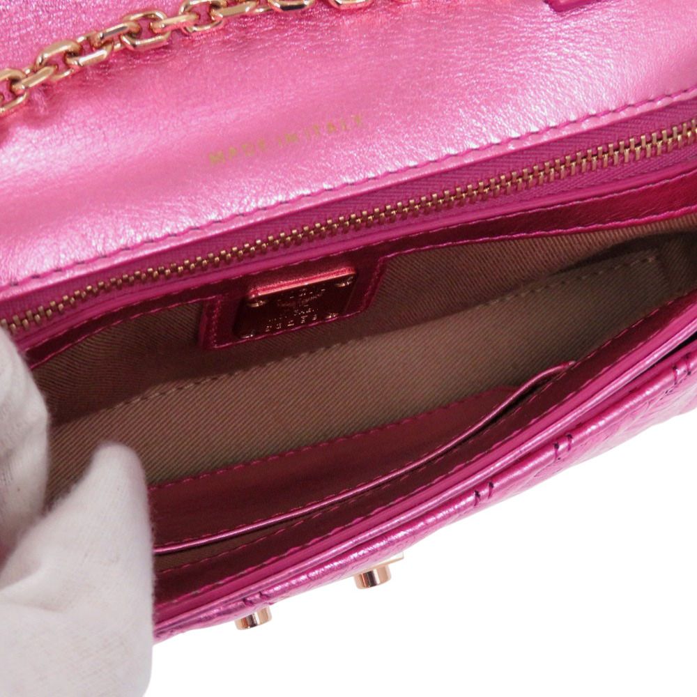 メタリックピンク