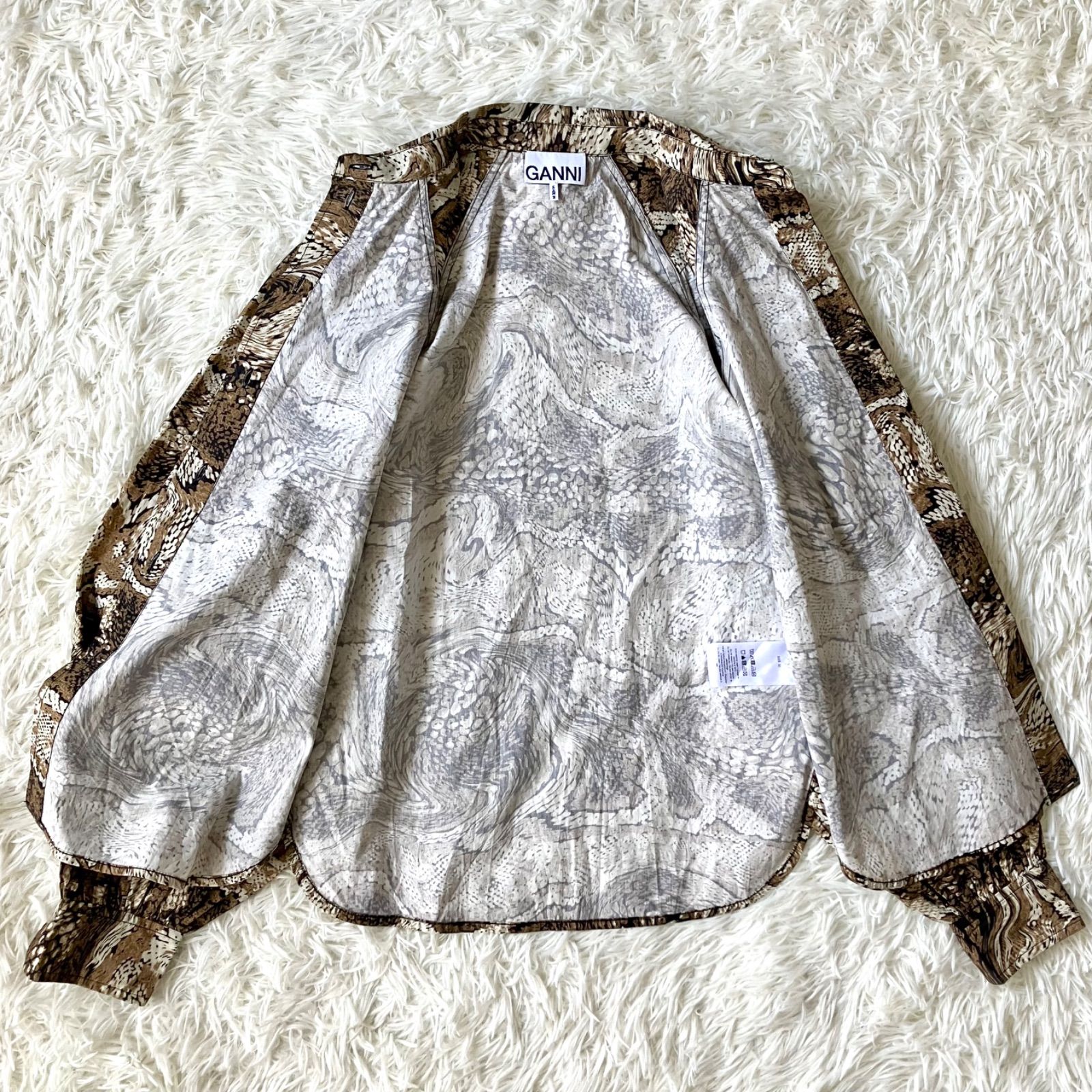 ブラウン系 バルーンシャツ