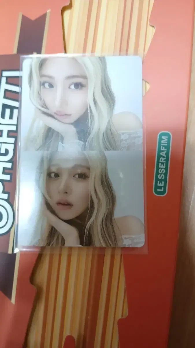 LE SSERAFIM（ルセラフィム・ルセラ） HOT アルバムトレカ ホ
