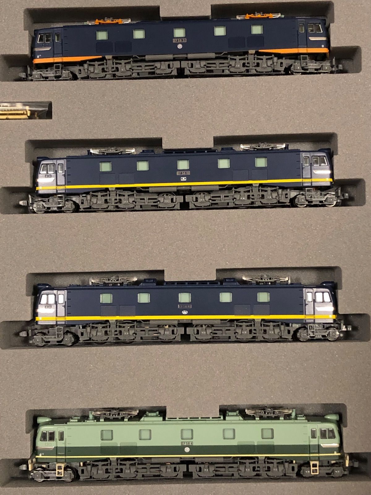 EF58 試験塗装機4両セット 10-260 Nゲージ鉄道模型誕生 40周年記念