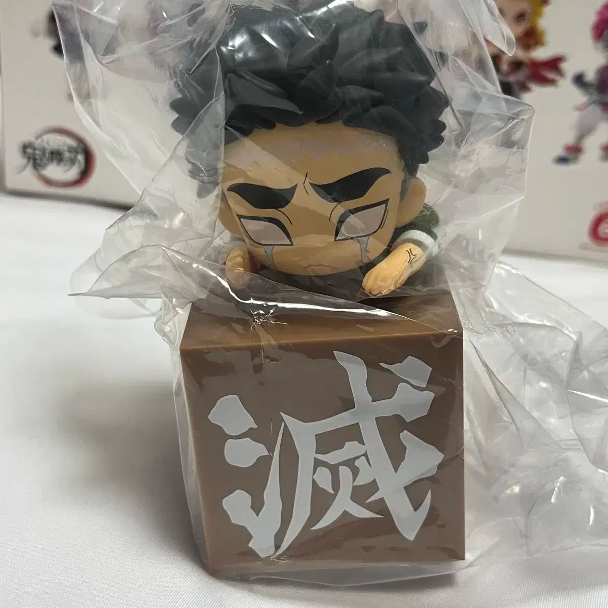 新品) 鬼滅の刃 悲鳴嶼 行冥 ひっかけ / 日本 ファッション 正規品