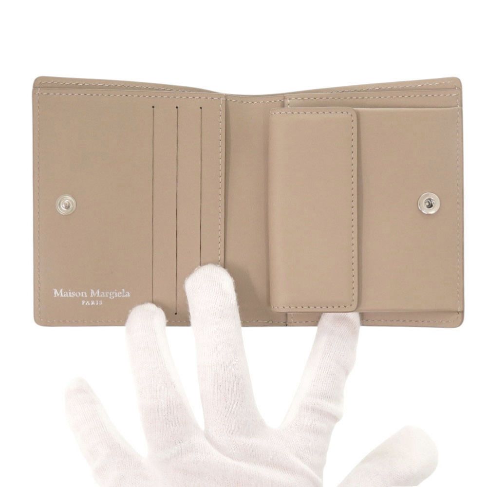 最終価格‼︎Maison Margiela 二つ折り財布 ベージュ 未使用 メゾン マルジェラ 4ステッチ レザー ベージュ 二つ折り財布