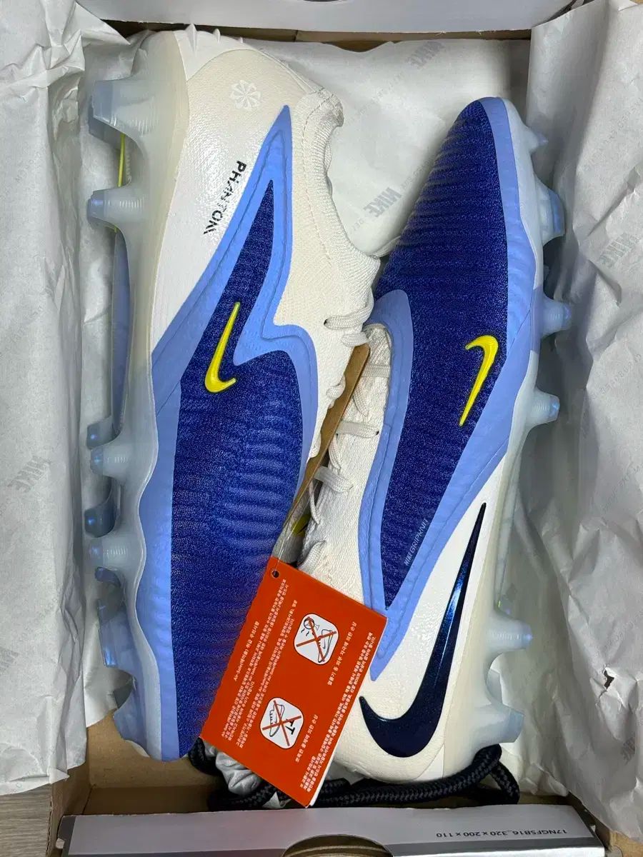 280 ナイキ FANTOM 6 LOW エリート FG