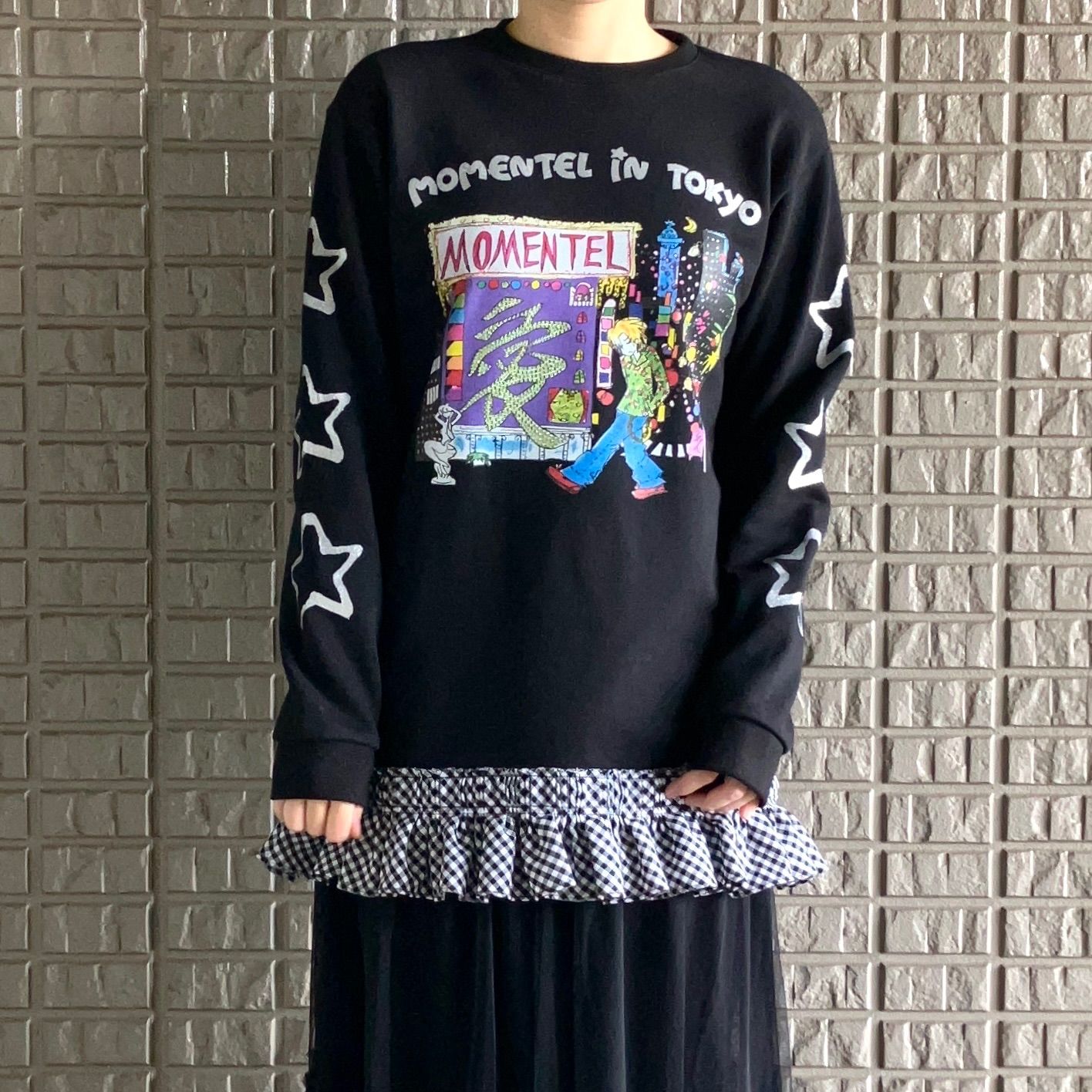 MOMENTEL ギンガムフリル付きのトレーナー LOVE CITY IN TOKYO ブラック 韓国ブランド デザイナーズ フリーサイズ