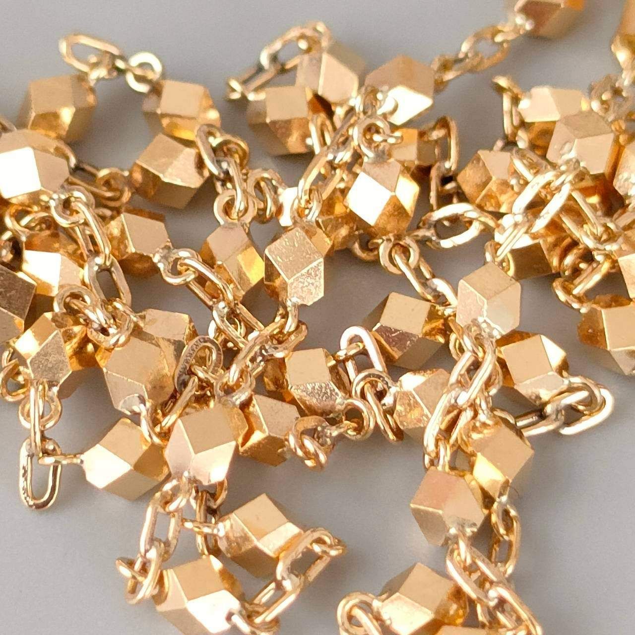 K18 【造幣局刻印】デザインネックレス 3〜4g 18金 K18 シチズン デザインネックレス 造幣局刻印 レディース 3.42g