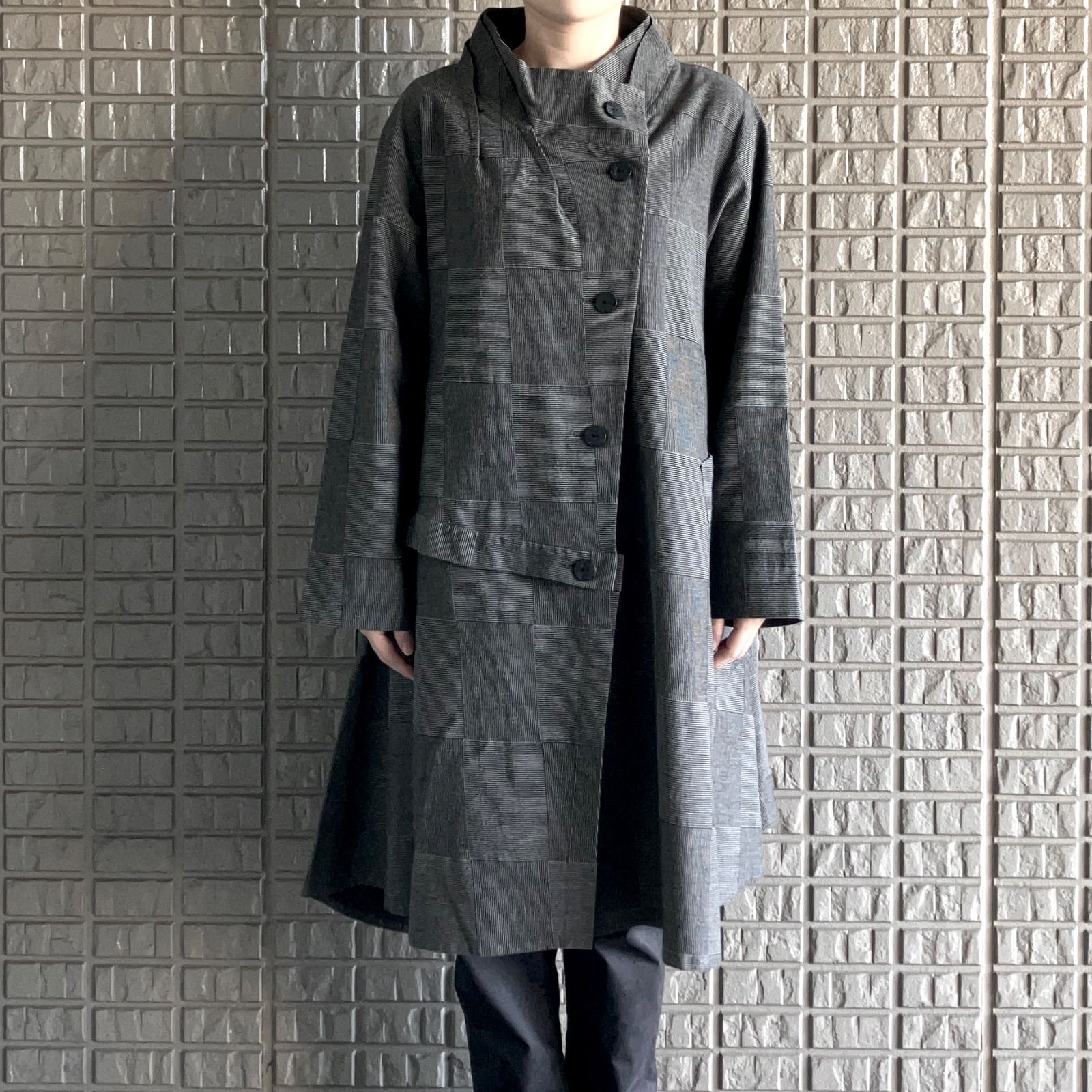 慈雨 変形ロングコート アシンメトリー コットン製 グレー チェック柄