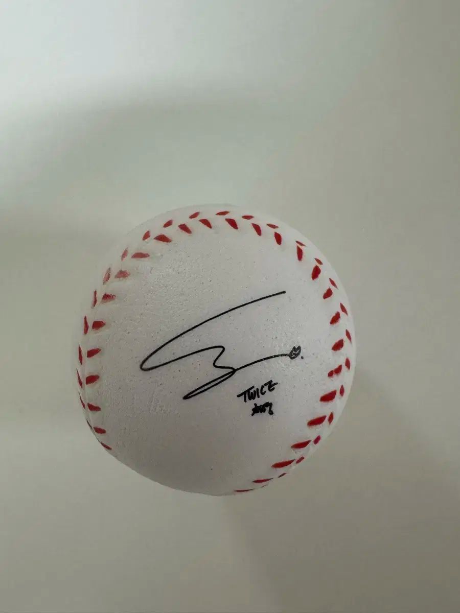 新作続々入荷。 TWICE トゥワイス チェヨン CHAEYOUNG サインボール