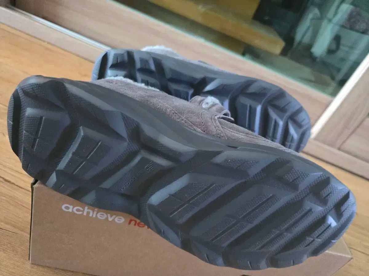 ニュー ンス ウィンター ブリーズ 240