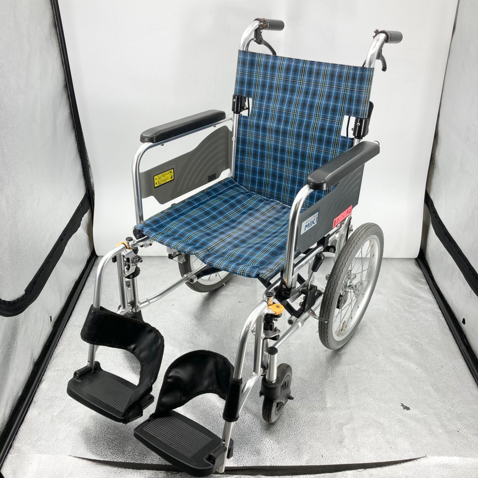 MIKI ミキ ライトストリーム LightStream LSC-43RD 介助用車いす アルミ製 軽量11.7kg 座幅40cm 耐荷重100kg 目立った傷なし