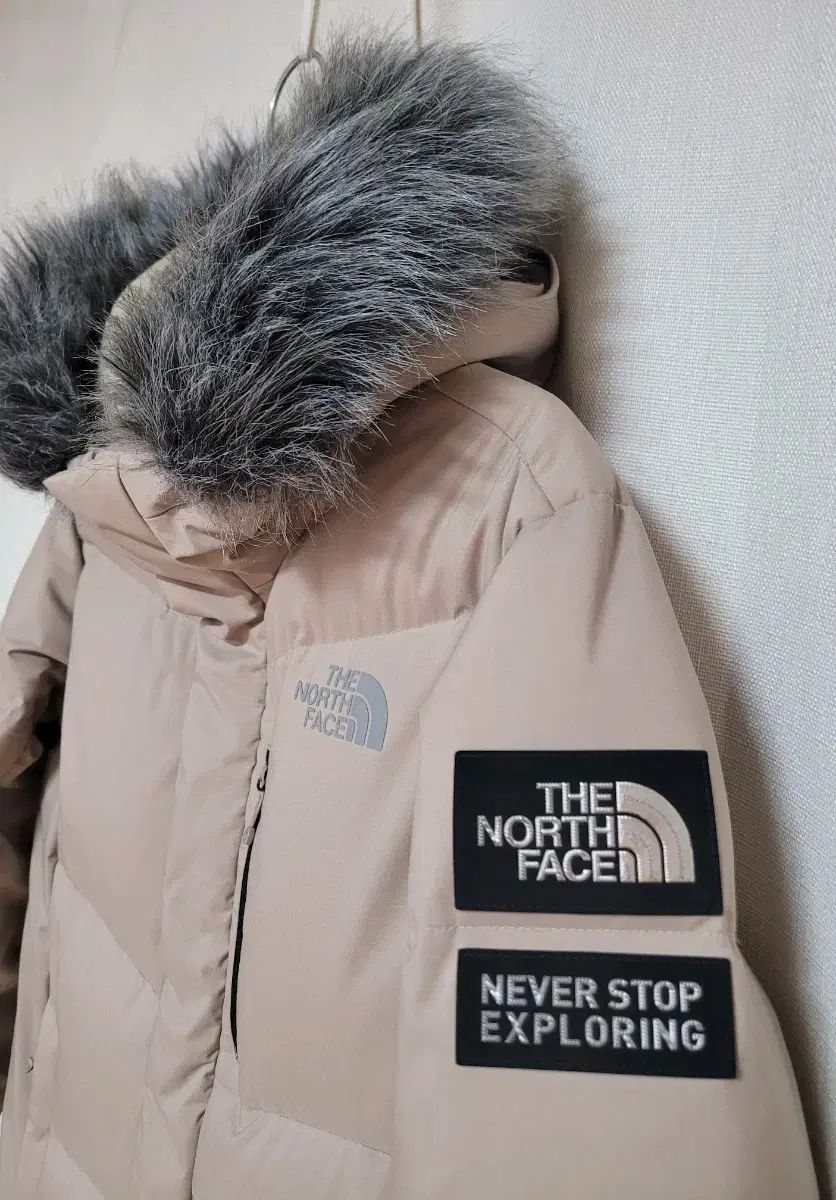 ダウンジャケット