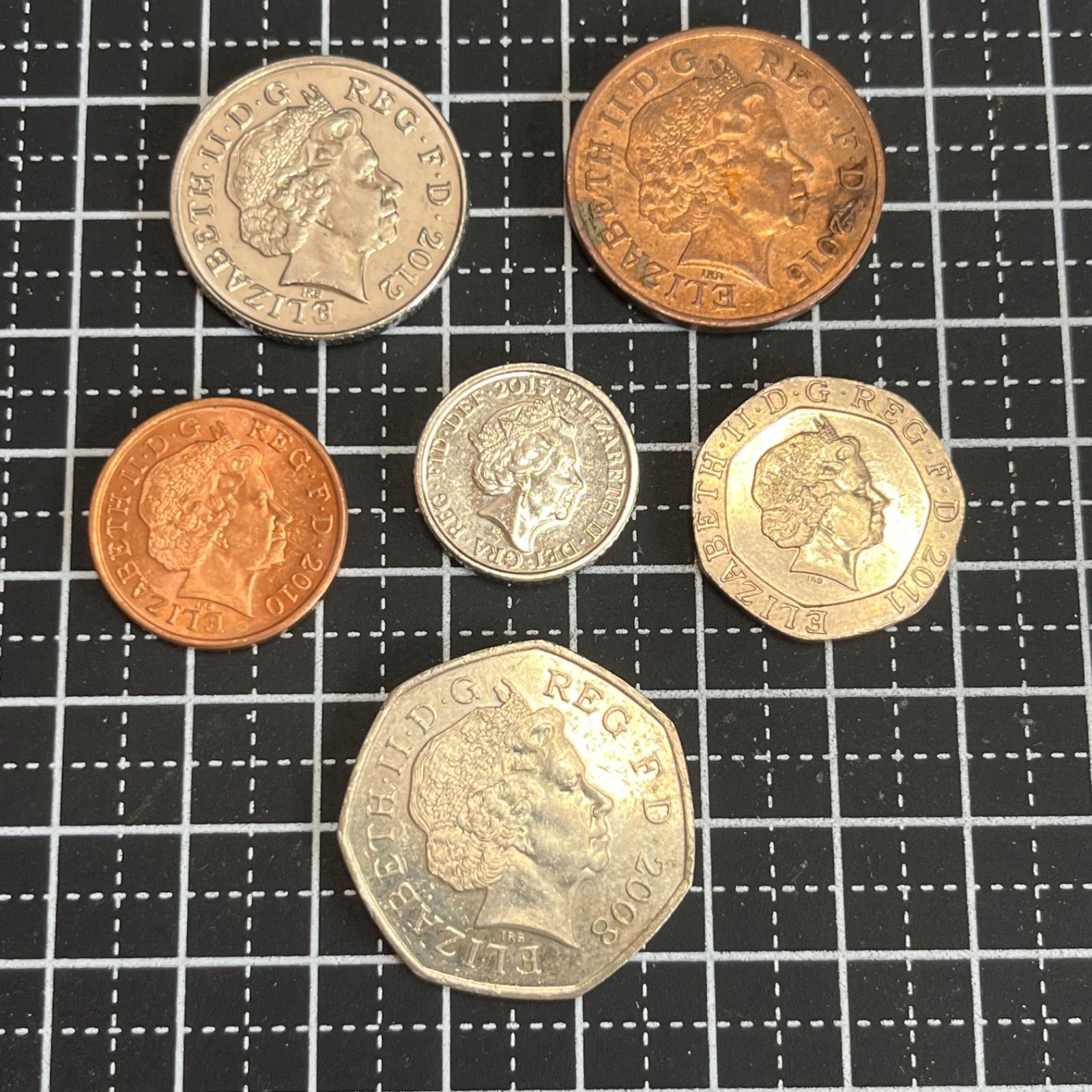 イギリス シールドコイン 2008–2012 1p〜50p 小額6枚セット／王家紋章が完成するデザイン UK貨幣 エリザベス女王 892 - メルカリ