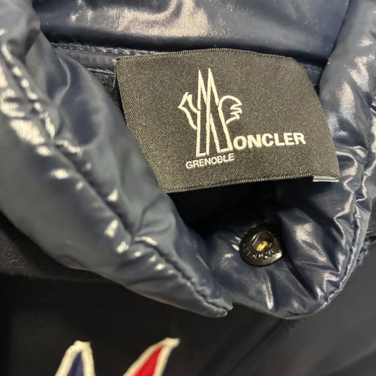 MONCLER/モンクレール/パーカー/ビッグロゴワッペン付きパーカー 