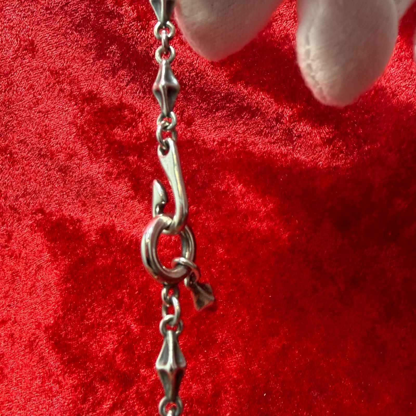 美品 タイニーボーンネックレス 50cmx25.4gブラッディマリー/Bloody