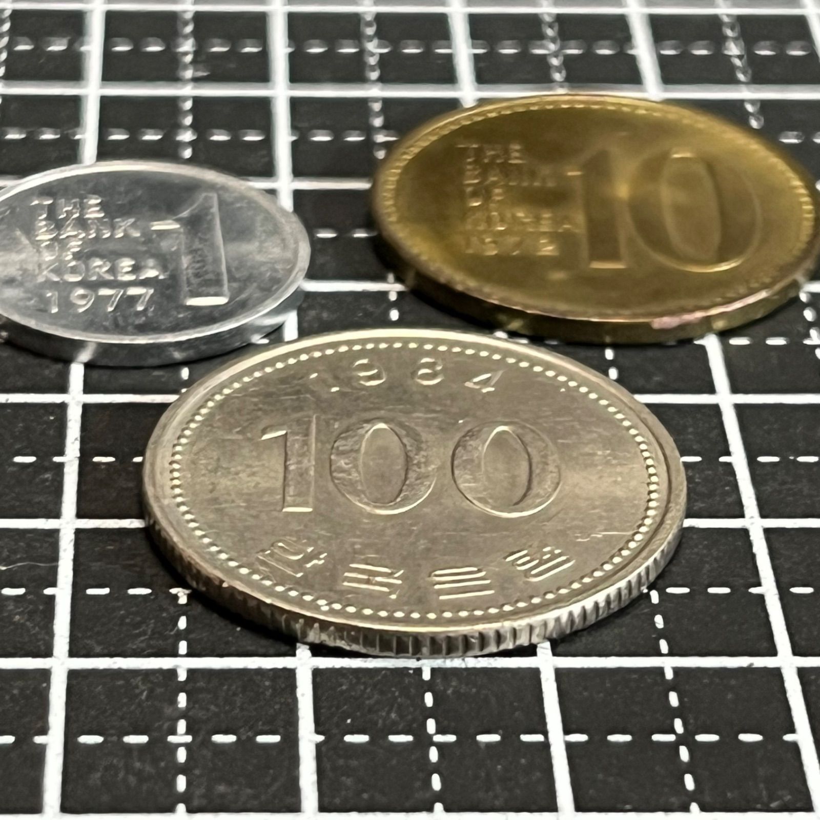 韓国ウォン＊旧硬貨＊ヴィンテージ(一部現行) 韓国ウォン 古銭3枚セット／1ウォン1977・10ウォン1972・100ウォン1984