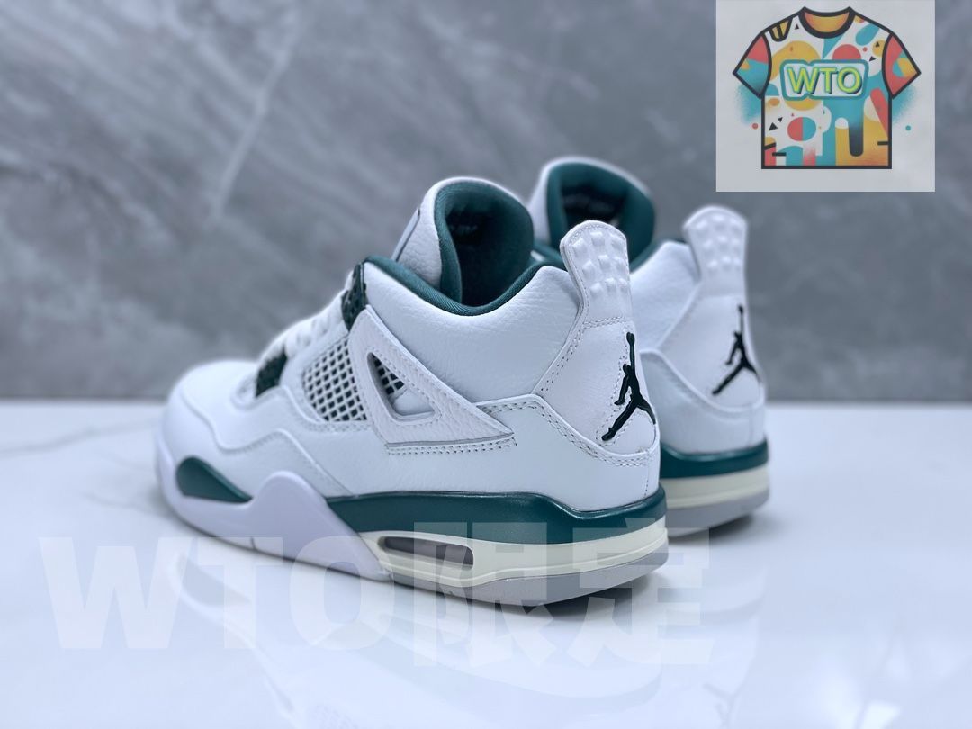 ナイキ エアジョーダン4