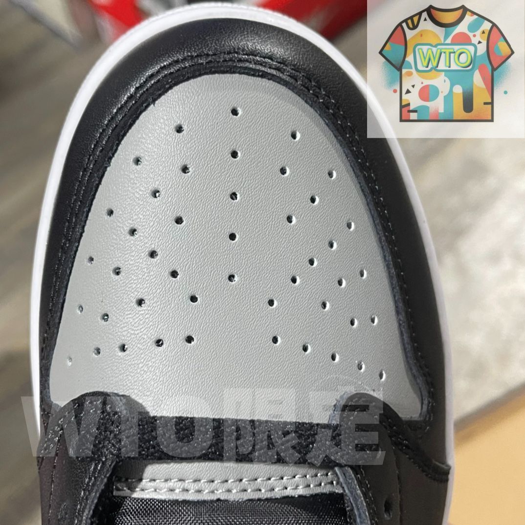 ナイキ エアジョーダン1