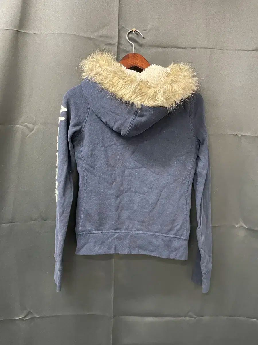 アバクロンビー シープスキン レディース フーディー ジップアップ