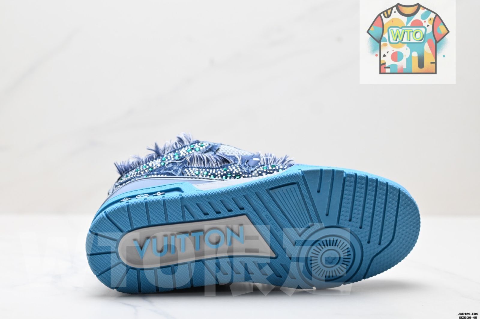 トレーナー スニーカー