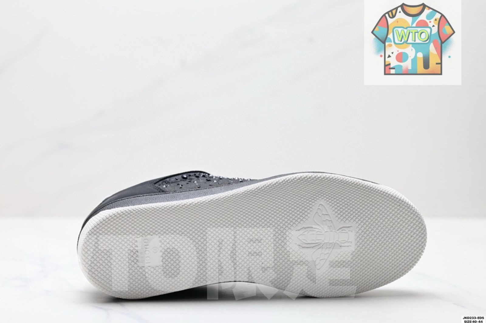 快適でクラシックなレースアップ 耐摩耗性と滑り止め