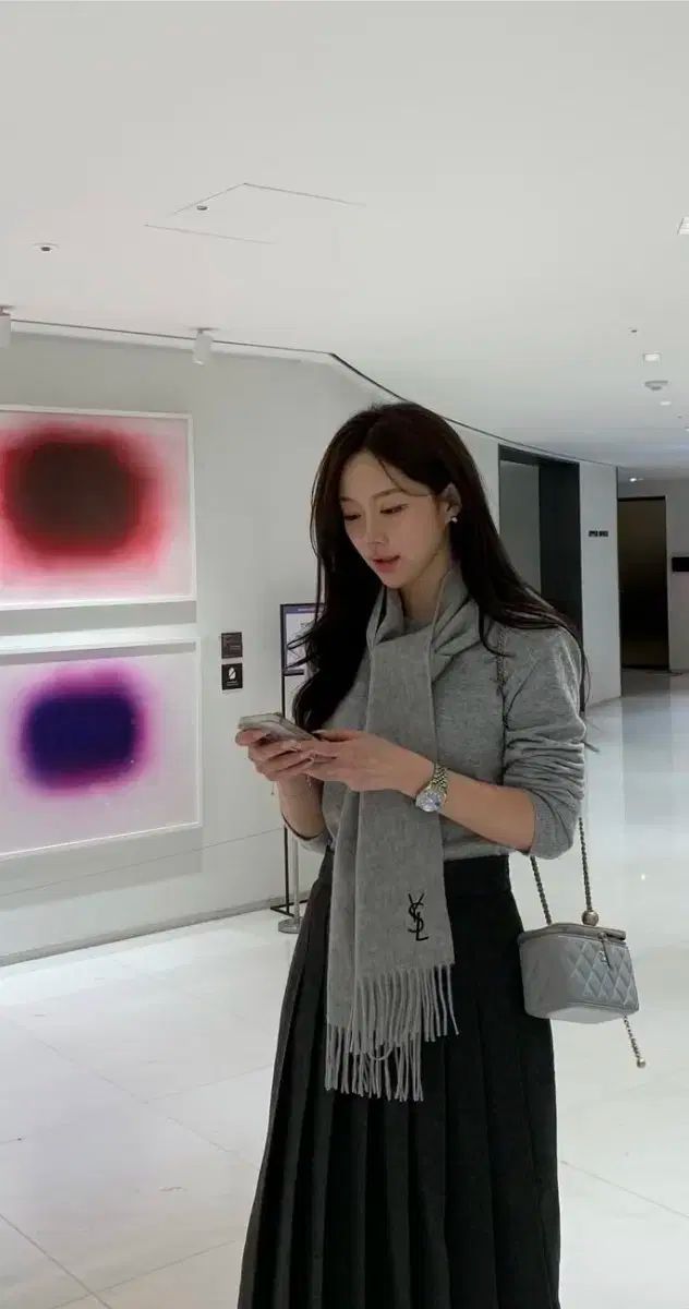 イヴ サンローラン グレー マフラー タグ ショッピングバッグ含む バーバリー aroundyur