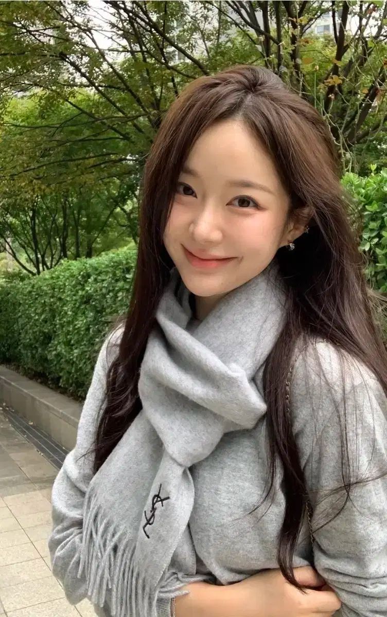  イヴ サンローラン グレー マフラー タグ ショッピングバッグ含む バーバリー aroundyur マフラー 小物