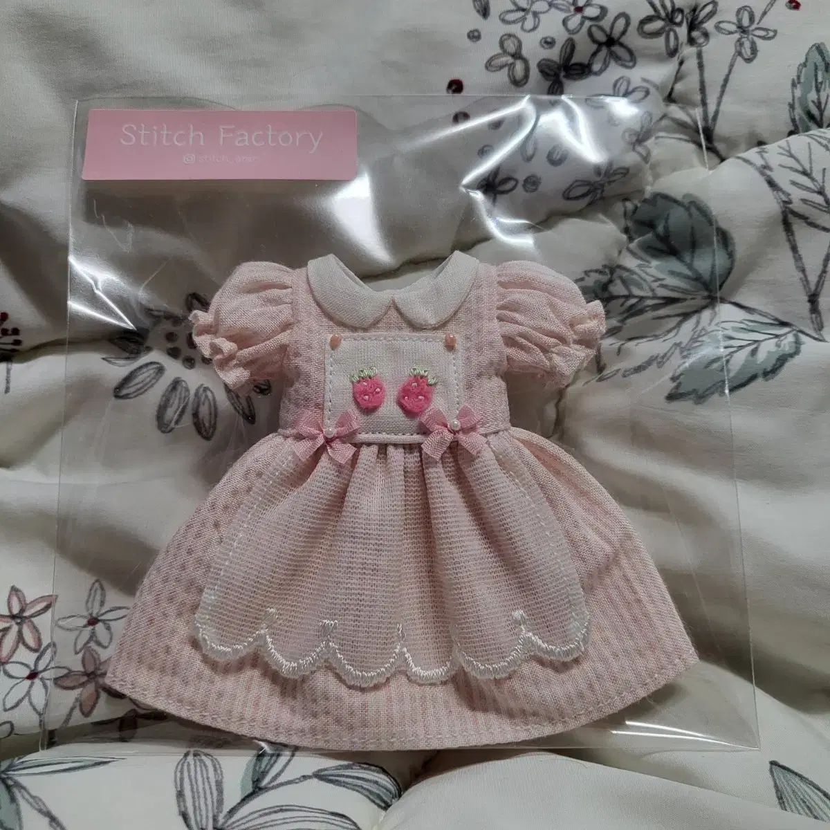 Stitch Factory いちご ピンク色 ぬいぐるみ ONE PIECE (小さい 육일)