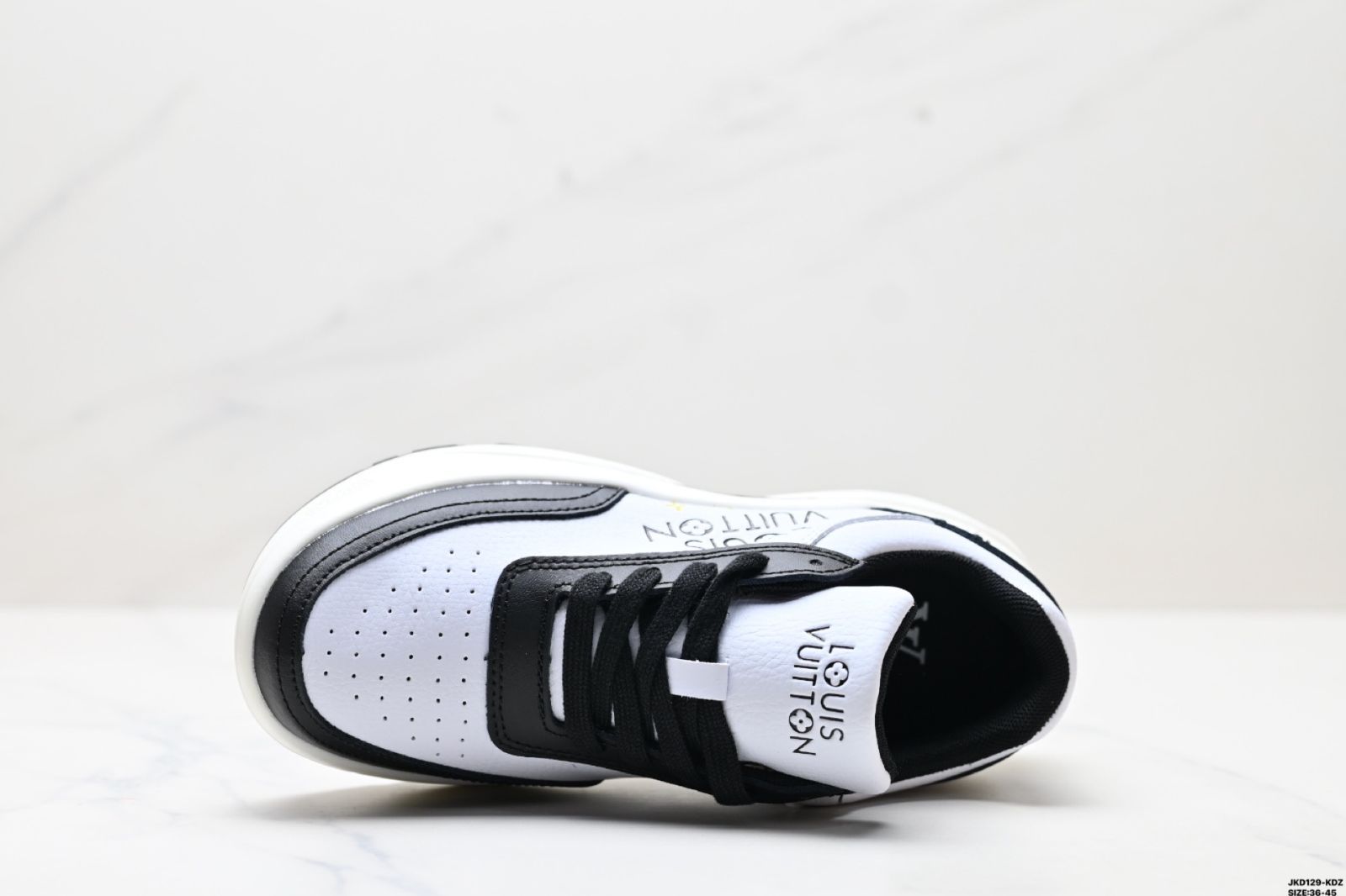 全新 ルイ ヴィトン トレーナー スニーカー ロー カジュアルスポーツシューズ ブラック&ホワイト-WTO輸入1