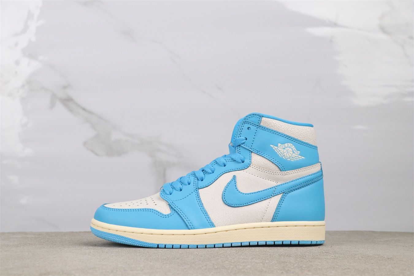 全新 ナイキ エアジョーダン1 ハイ OG UNC リイマジンド DZ5485-402-WTO輸入1