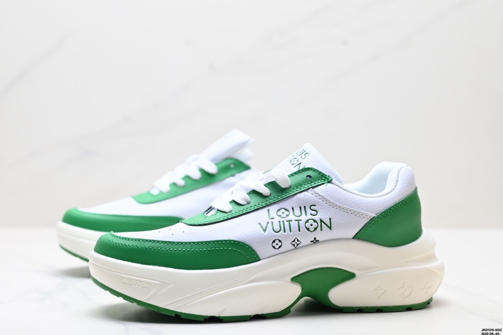 カジュアルスポーツシューズ グリーン＆ホワイト