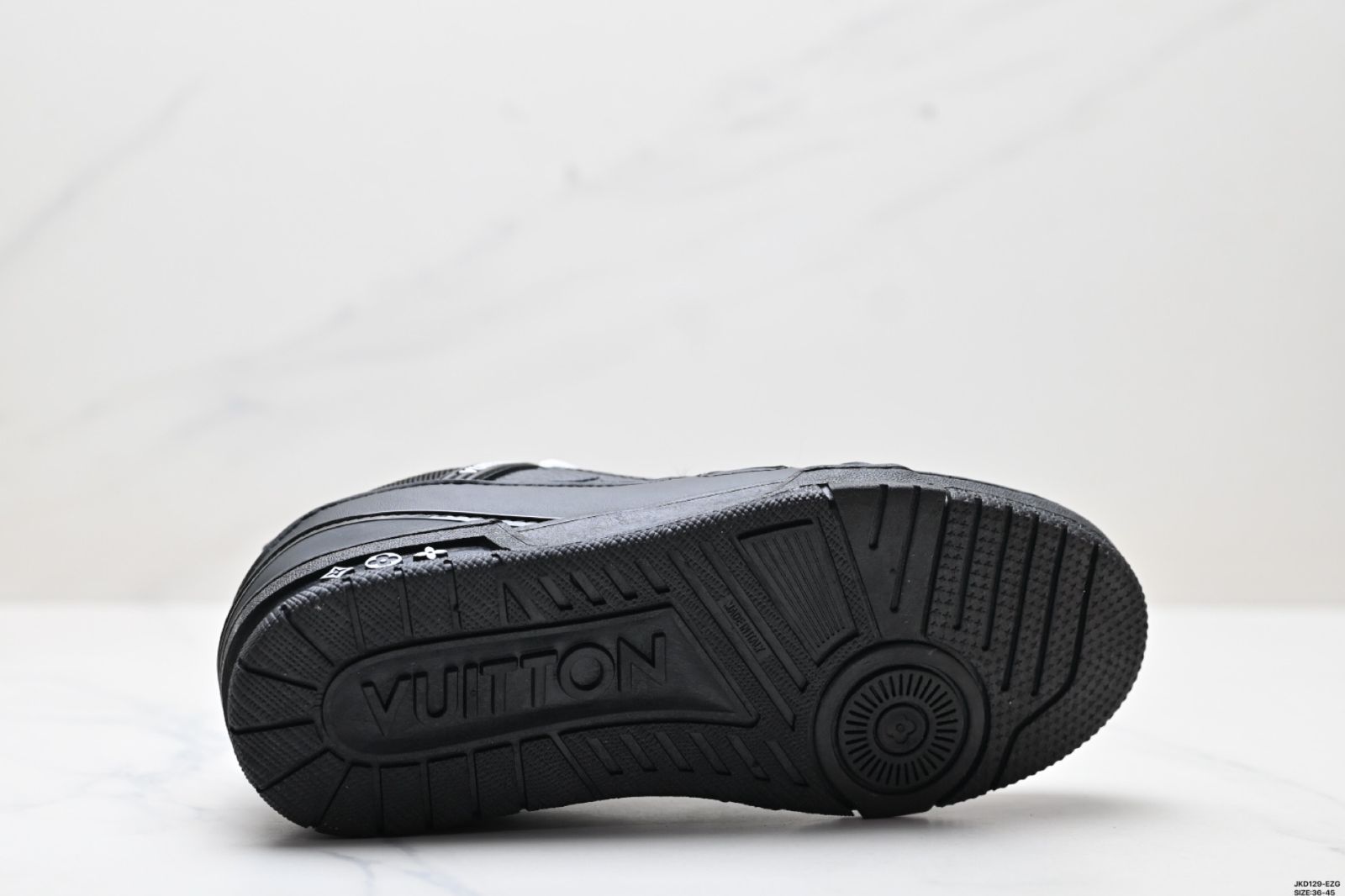 カジュアルスポーツシューズ 19