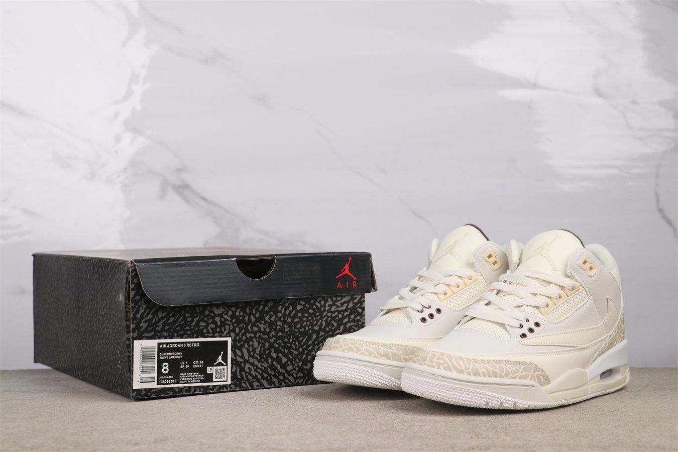 エアジョーダン3 トラヴィス
