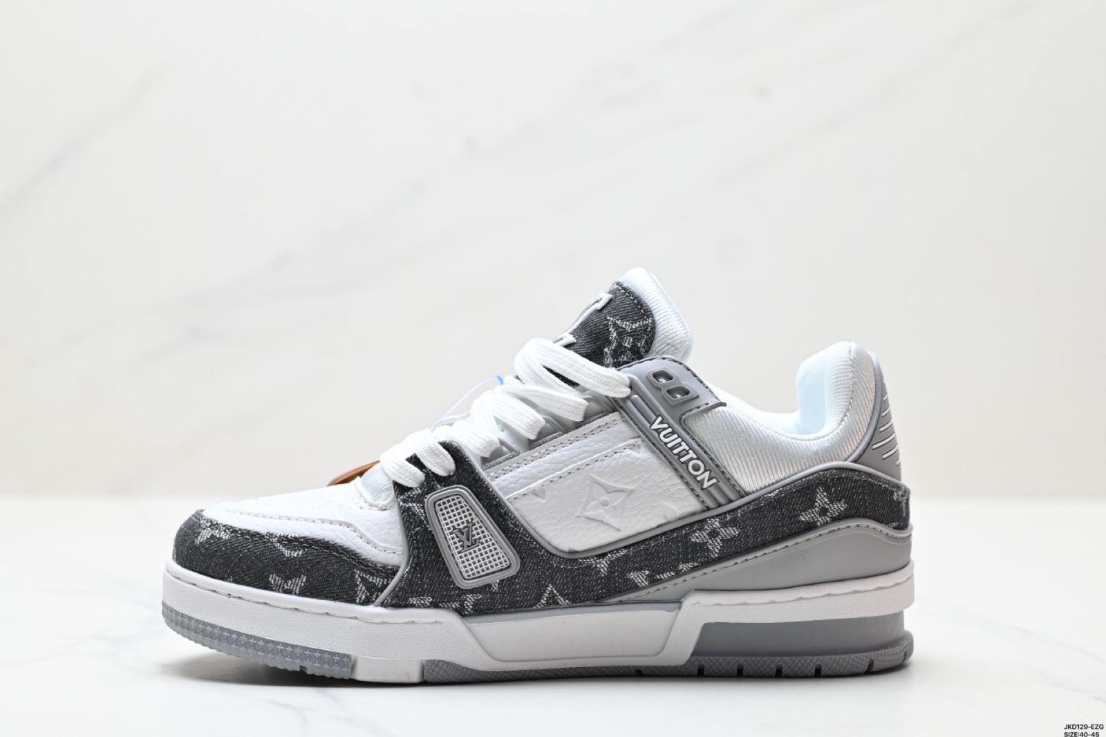 ヴィトン トレーナー