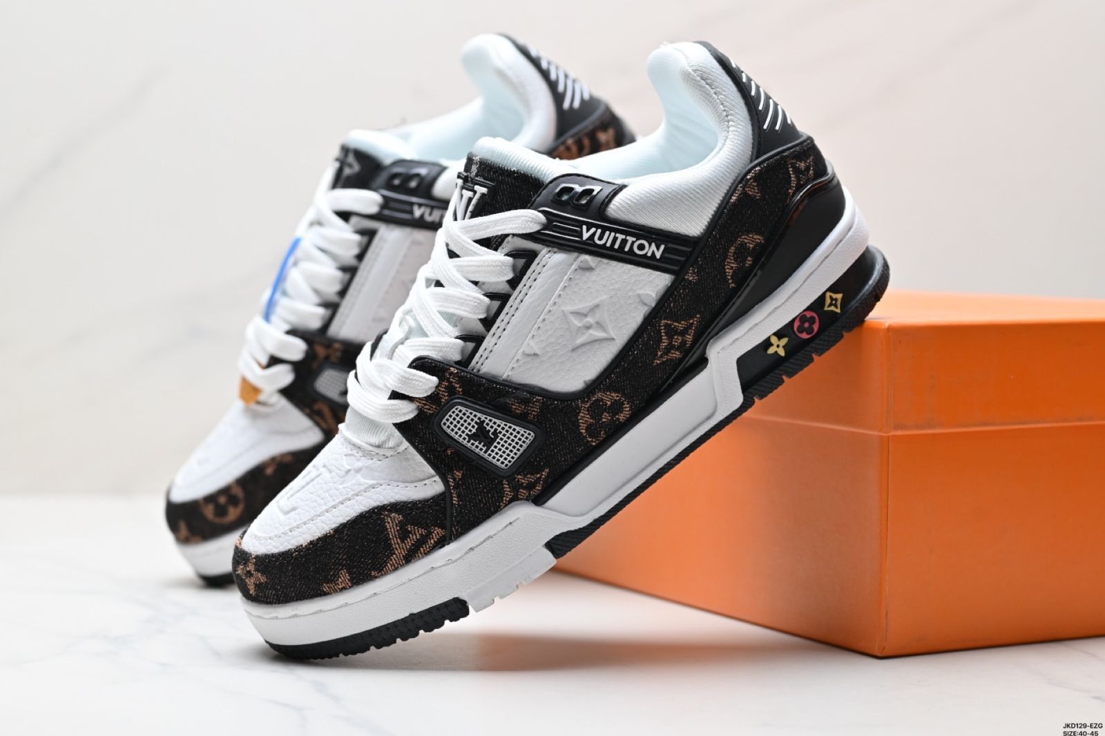 カジュアルスポーツシューズ 15-WTO輸入1