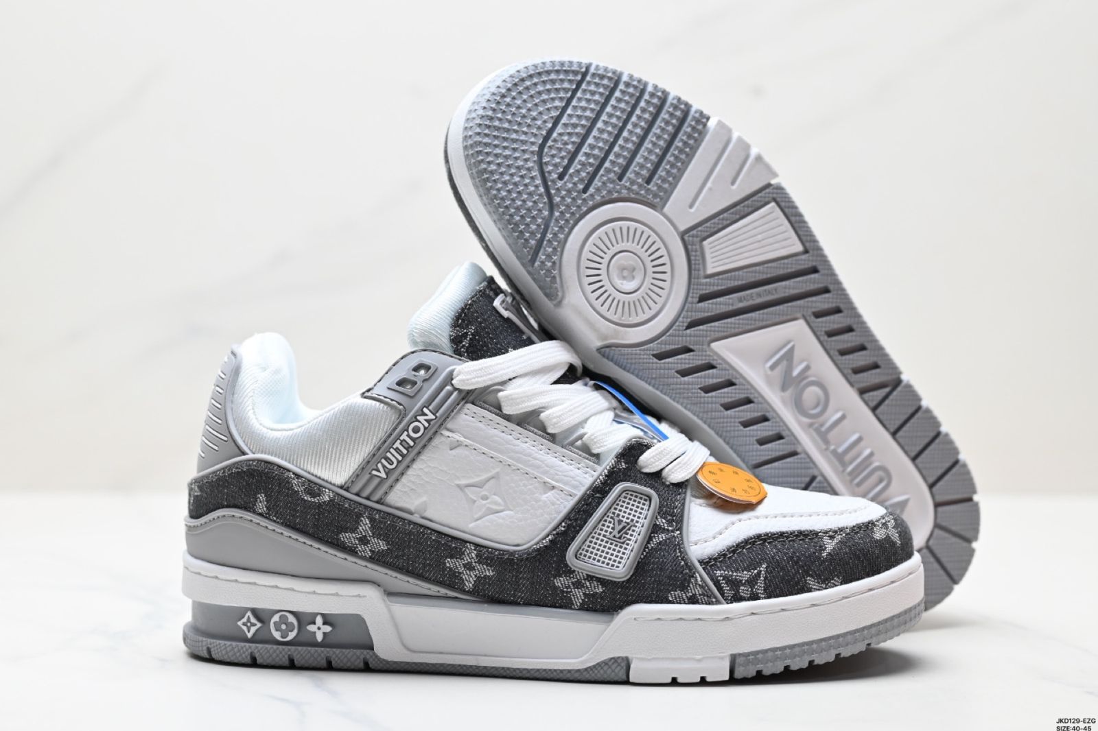 ロー カジュアルスポーツシューズ