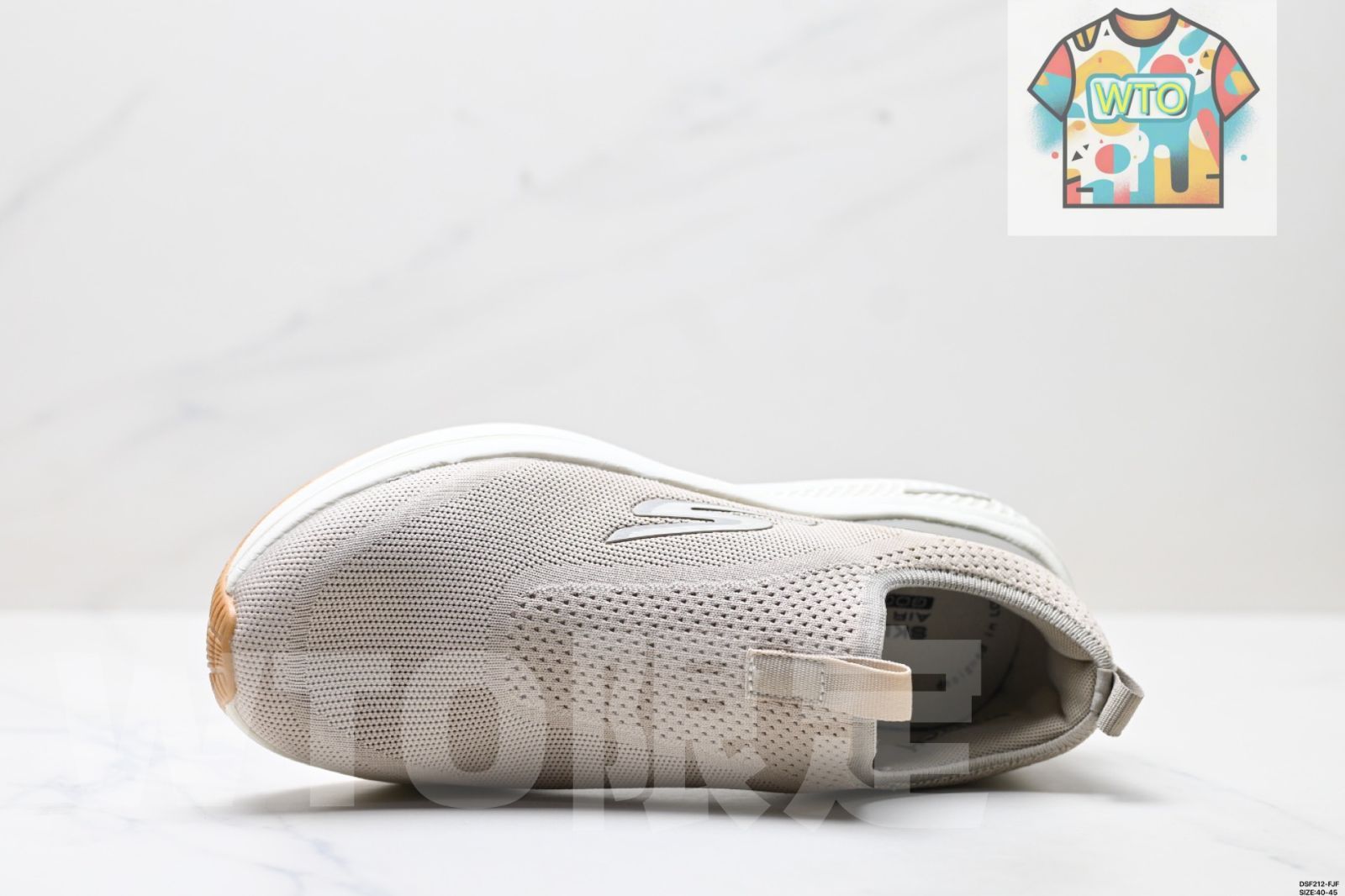 今日 Skechers スケッチャーズ 夏用メンズ スリップオン ウォーキング ランニングシューズ レジャースニーカー 在庫 価格