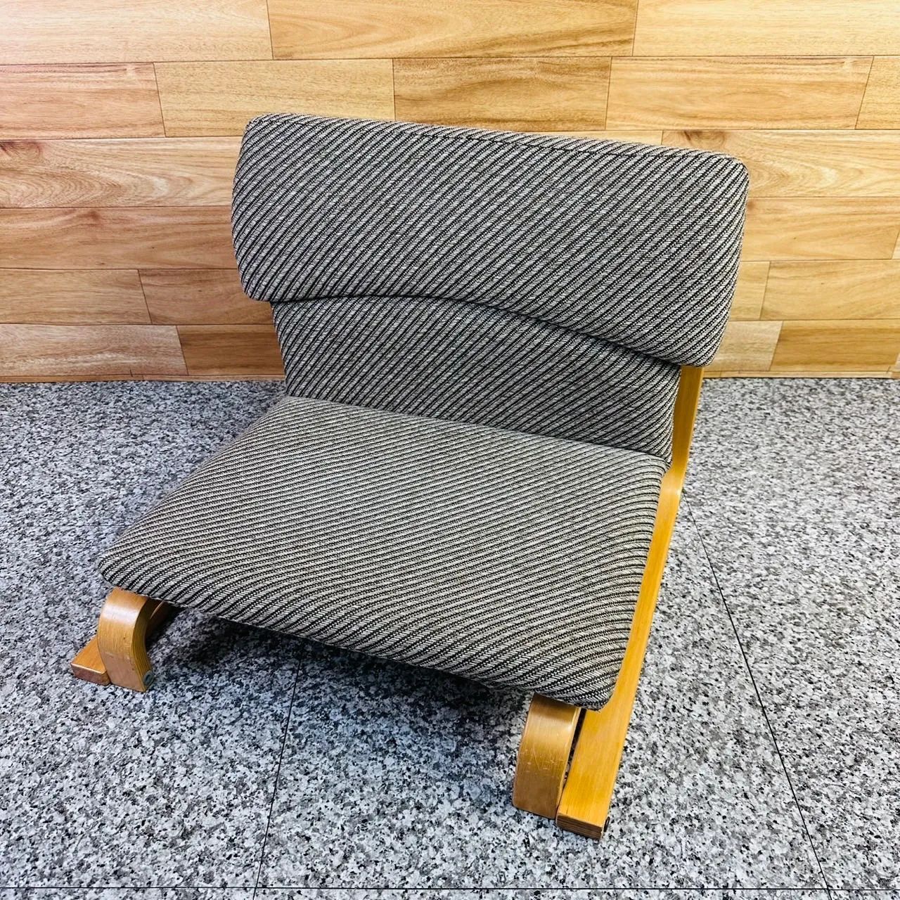 楽座椅子 木製家具 布張り グレー 椅子 腰痛防止