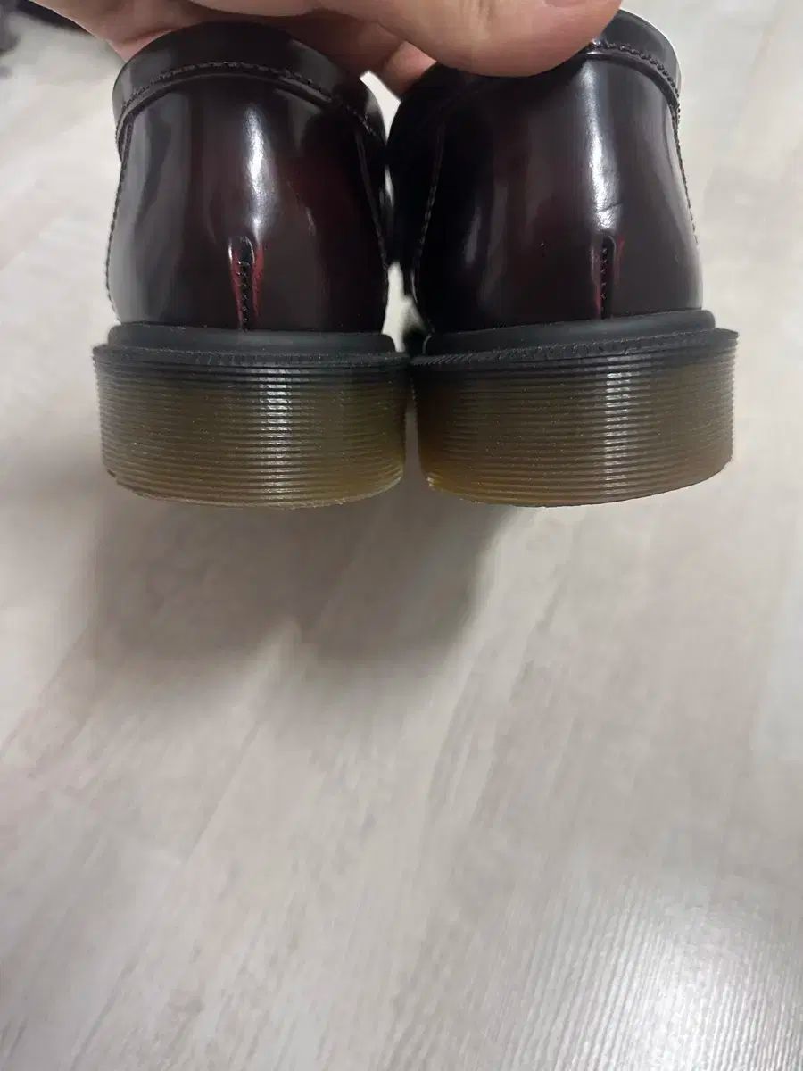 ドクターマーチン エイドリアン