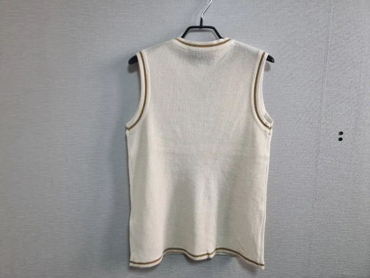 グッチ- ケーブルニットベスト アイボリー
