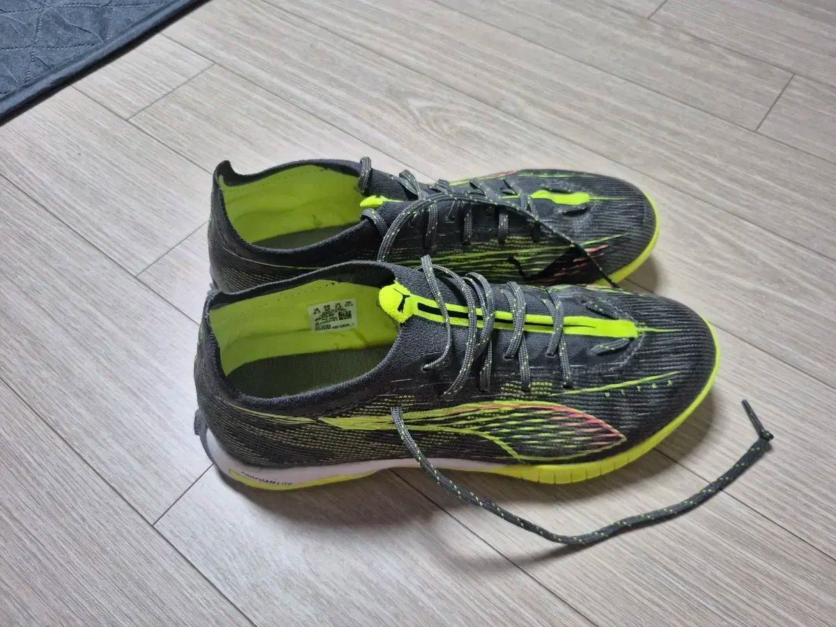 プーマ ウルトラ5 プロケージ 255