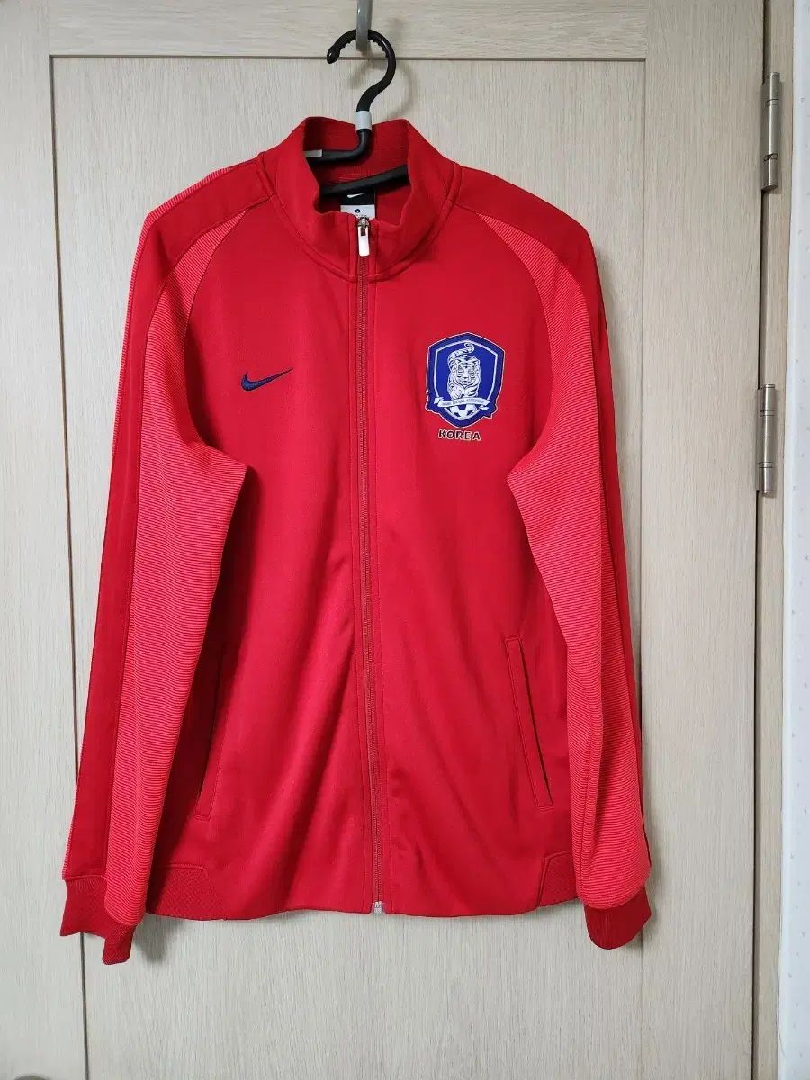 人気SALE，限定SALE ナイキ韓国国家代表 16-17 サッカー韓国国家代表 アセンティック N98 track Jaket サイズ L その他