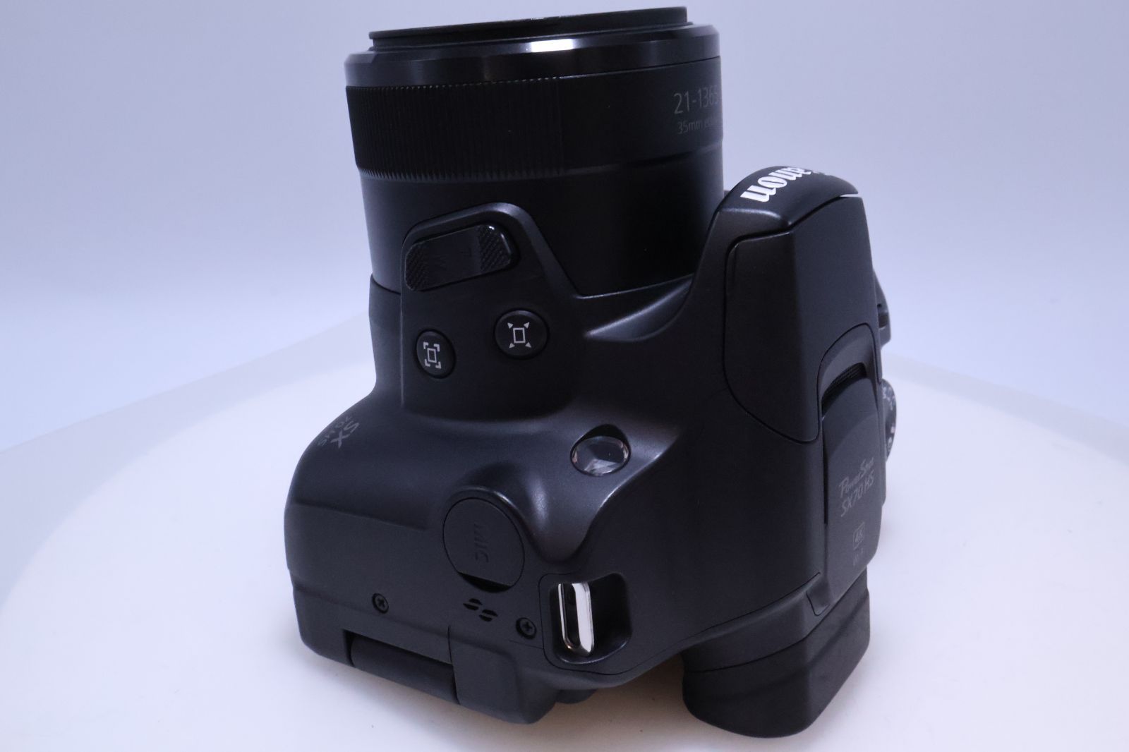 コンパクトデジタルカメラ