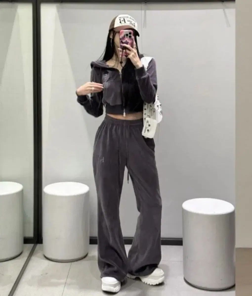 カーキポイント ベロア トレーナー セット