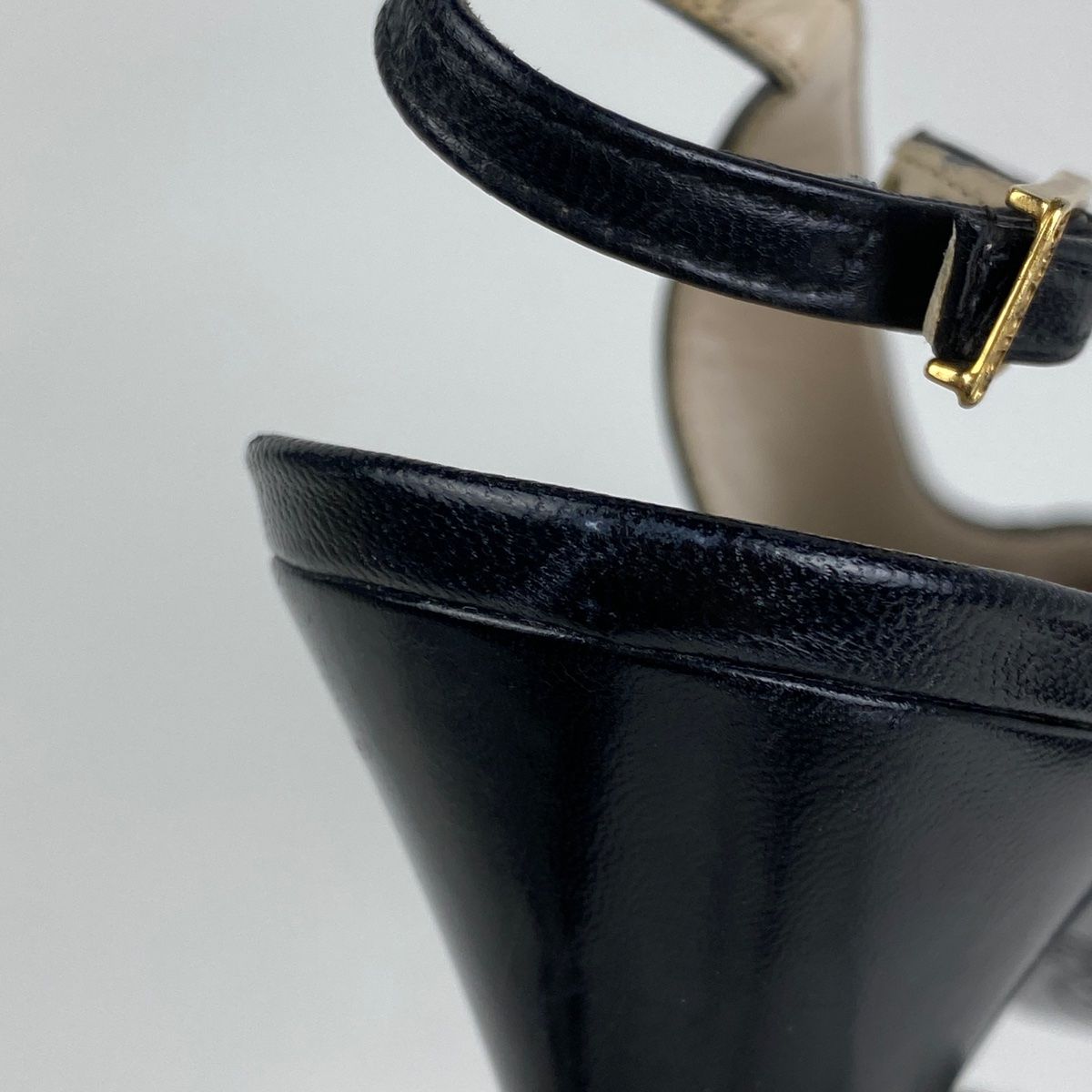 デザイン パンプス