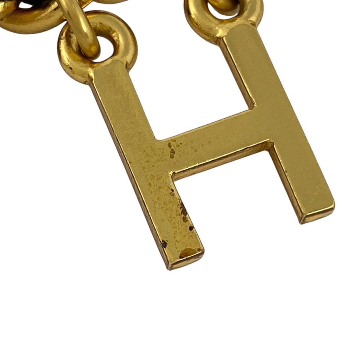 Chanel シャネルロゴチャーム付きブレスレット 楽天市場】CHANEL 2023 HOLIDAY シャネル ホリデー限定 ロゴチャーム